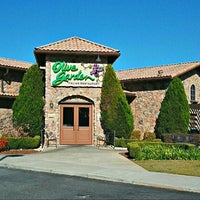 Photo taken at Olive Garden by Zach R. on 10/29/2012