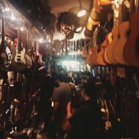Photo taken at Dan&amp;#39;s Chelsea Guitars by Talbot G. on 9/28/2014
