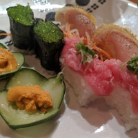 Das Foto wurde bei Sakura Sushi Japanese Restaurant von Paul O. am 8/19/2018 aufgenommen