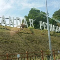 Bandar Permaisuri Town In Permaisuri