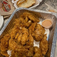 Photo taken at Raising Cane&amp;#39;s Chicken Fingers by Monica on 7/11/2021