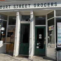 Photo prise au Court Street Grocers par Monica le3/18/2022