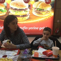Photo taken at Burger King by Doğan Y. on 3/18/2019