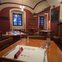 รูปภาพถ่ายที่ Restaurace Století โดย Malik เมื่อ 2/27/2024