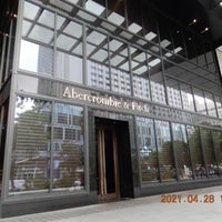 Photo taken at Abercrombie &amp;amp; Fitch by Pitt C. on 5/3/2021