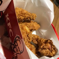 5/15/2017에 Rocio M.님이 KFC에서 찍은 사진
