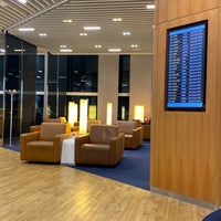 Photo taken at Lufthansa Senator Lounge by Huw L. on 3/14/2022