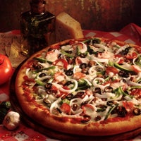Foto scattata a As Mozzarella Pizza da As Mozzarella Pizza il 8/9/2014