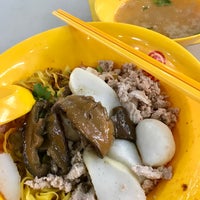 Photo taken at Seng Huat Noodle House (成发面家） by Richard S. on 7/24/2018