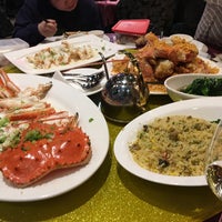 Photo taken at Fishman Lobster Clubhouse Restaurant 魚樂軒 by Maddi C. on 4/22/2018