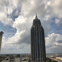 Photo taken at Renaissance Mobile Riverview Plaza Hotel by Lawrence L. on 8/21/2018