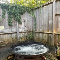 Photo taken at Cafe Mokka / Finnish Country Sauna and Tubs by Lawrence L. on 9/17/2022