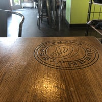 7/18/2018 tarihinde Don M.ziyaretçi tarafından Queen Bean Caffe'de çekilen fotoğraf