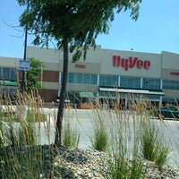 Photo taken at Hy-Vee by Kayleigh T. on 7/9/2013