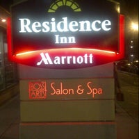 Foto scattata a Residence Inn by Marriott da Mike L. il 11/20/2012