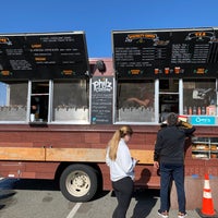 Photo taken at Marina Green Philz Truck by Itien L. on 5/1/2022