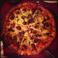 2/1/2014にShaun T.がFresh Pizza Restaurantで撮った写真