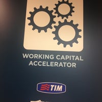 Photo prise au Working Capital Accelerator Roma par Dino P. le4/19/2013