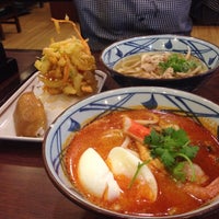 Photo taken at Marugame Seimen (มารุกาเมะ เซเมง) 丸亀製麺 by ZYNGA on 5/29/2015