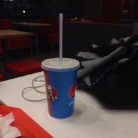 Photo taken at KFC by Луиза 🦊 on 12/26/2016