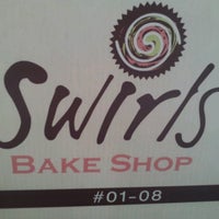 11/23/2013にRaja M.がSwirls Bake Shopで撮った写真