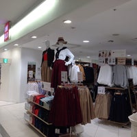 ユニクロ 衣料品店