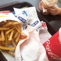 Photo taken at Burger King by Ayşenur D. on 2/22/2019