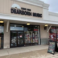 Photo prise au Dearborn Music par Paul S. le8/17/2022