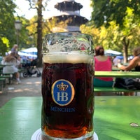 Photo taken at Biergarten am Chinesischen Turm by Stephen O. on 9/10/2023