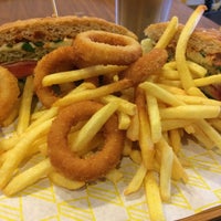 9/24/2017にBengisu D.がBubada Club Sandwich and Burgerで撮った写真