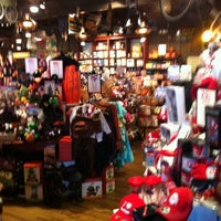 Photo taken at Cracker Barrel Old Country Store by Tom G. on 10/17/2012