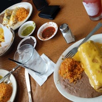 Foto tomada en Mario&amp;#39;s Mexican &amp;amp; Salvadorian Restaurant  por Shehan W. el 9/17/2018