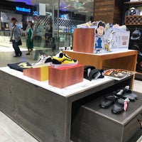 vans outlets malaysia