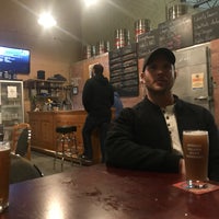 Photo taken at Staten Island Beer Co. by Matthew F. on 11/19/2017