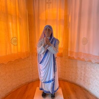 Photo taken at Mother Teresa Memorial House by Nigel on 11/4/2022