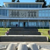 Photo taken at Museum of Yugoslav History | Kuća cveća by Nigel on 3/30/2024