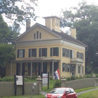 dickinson emily museum