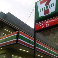 Photo taken at 7-Eleven by rudje a. on 10/14/2012