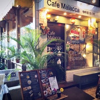 1/13/2016 tarihinde Cafe Malacca カフェマラッカziyaretçi tarafından Cafe Malacca カフェマラッカ'de çekilen fotoğraf