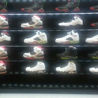 galleria mall shoe palace