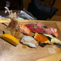 11/25/2019 tarihinde Big Alziyaretçi tarafından Summer Fish &amp;amp; Rice Sushi'de çekilen fotoğraf