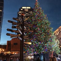 Photo taken at Pioneer Courthouse Square by Big Al on 1/2/2017