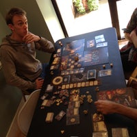 5/12/2013에 Justin J.님이 Labyrinth Games &amp;amp; Puzzles에서 찍은 사진
