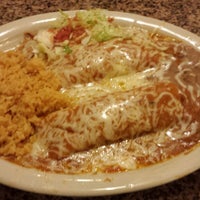 Photo taken at El Tapatio Restaurant &amp;amp; Cantina by L E. on 12/15/2014