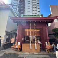 Photo taken at 笠間稲荷神社 東京別社 by び〜すと on 3/3/2024