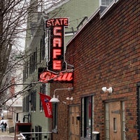Foto tirada no(a) State Cafe &amp;amp; Grill por Richard S. em 2/11/2019