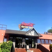Photo taken at Rock Cafe Rosnička by Zuzana D. on 5/30/2017