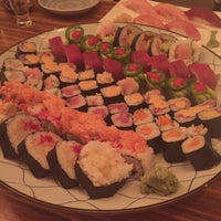 Photo taken at Yama Japanese Restaurant by Dexta H. on 10/24/2015