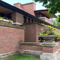 Photo taken at Frank Lloyd Wright Robie House by Joby M. on 8/21/2022