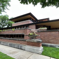 Photo taken at Frank Lloyd Wright Robie House by Joby M. on 8/21/2022